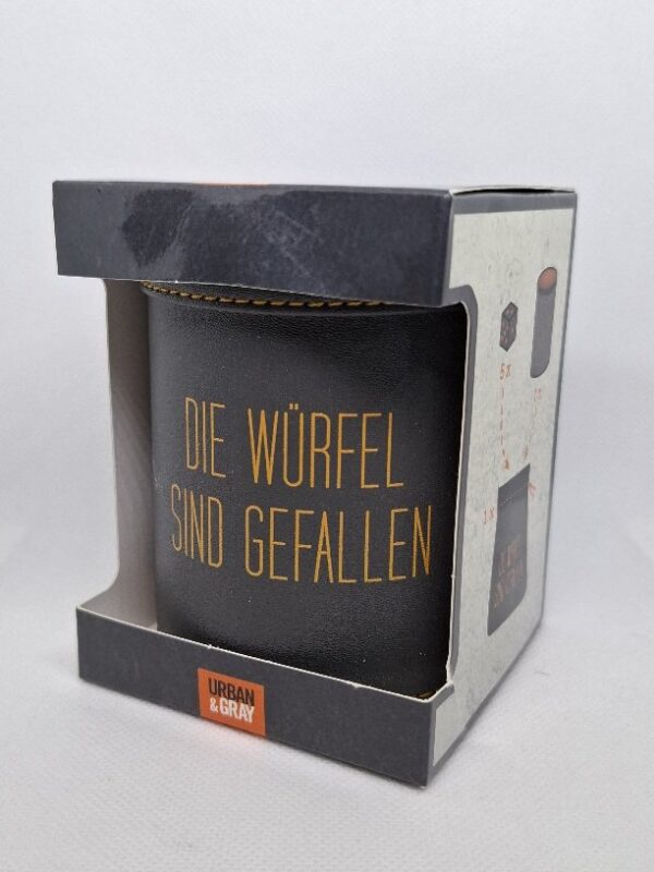 Würfelset mit Becher